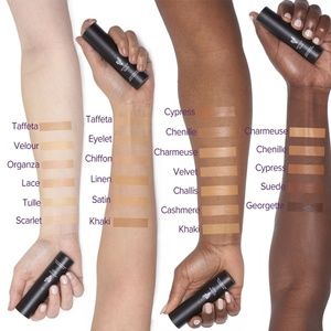 Stick foundation in the color Eyelet
